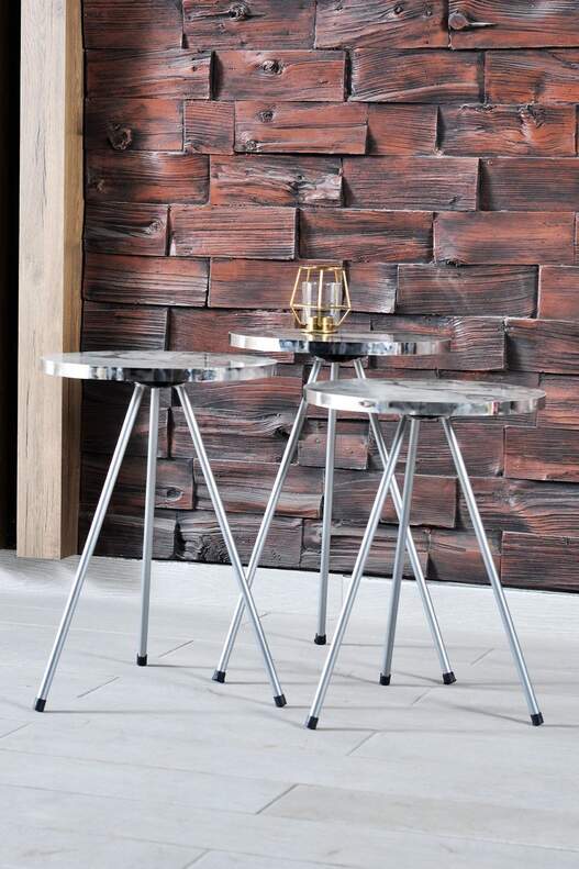 Silver Metal Zigon Coffee Table Silver Metal Zigon Coffee Table